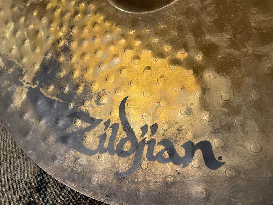 Zildjian Prototype K Custom Vibe Circular Deep Hammering 22” 3032 g