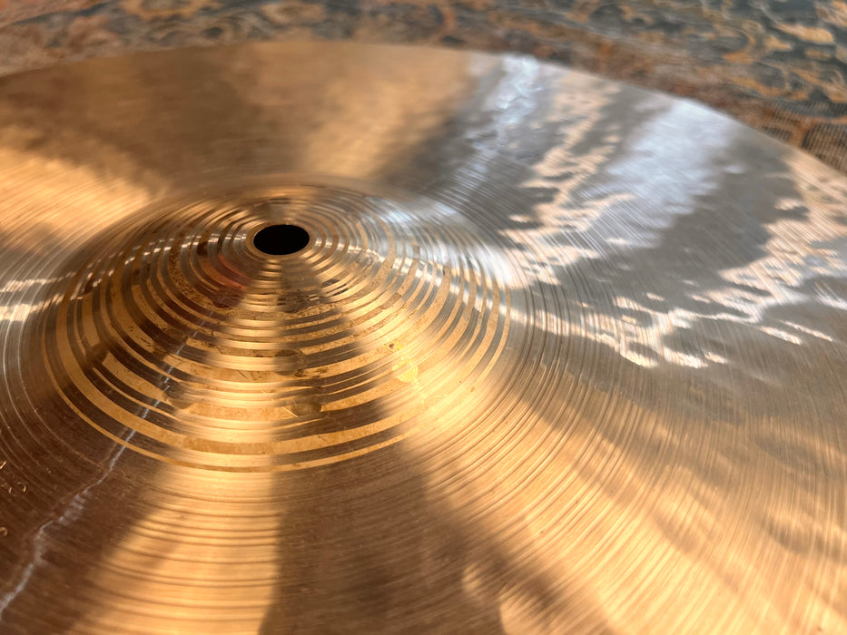 Paiste TRADITIONAL Thin Crash 18” 1294 g ULTRA DARK Warm! CLEAN! Why Pay $500?