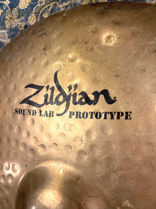 Zildjian Prototype K Custom Vibe Circular Deep Hammering 22” 3032 g